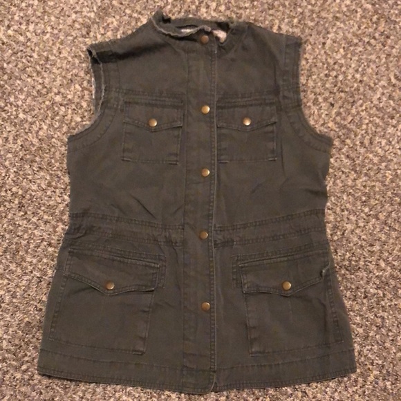 Green Denim Vest - Picture 2 of 4
